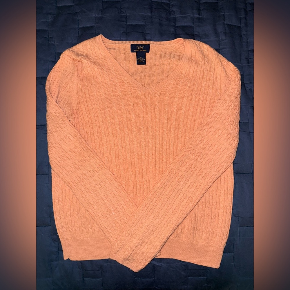 Women's 346 Brooks Brothers V-Neck Sweater